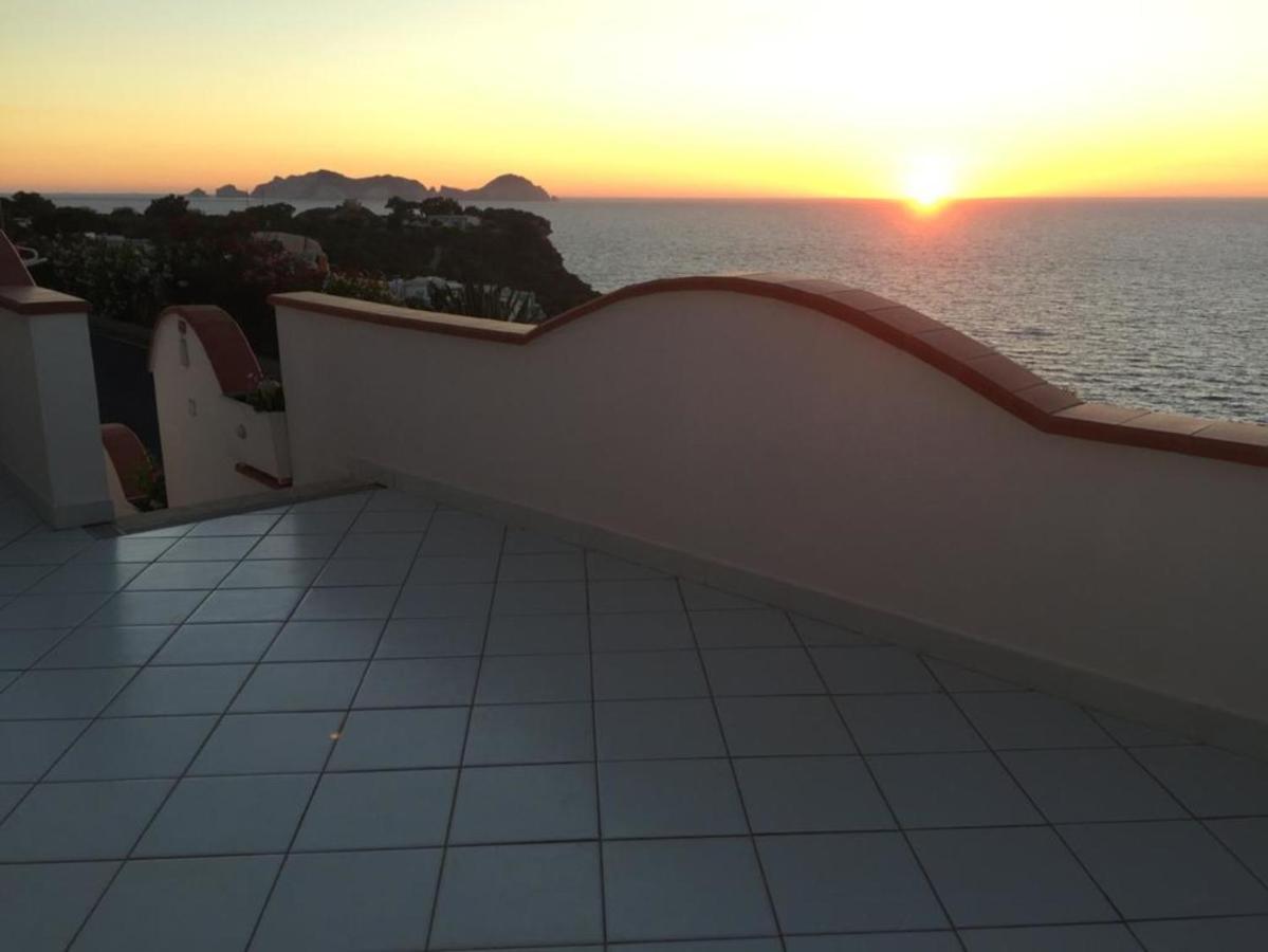 Willa La Casa Del Capitano Ponza Zewnętrze zdjęcie